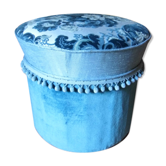 Napoleon III style ottoman