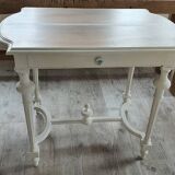 Table / Desk