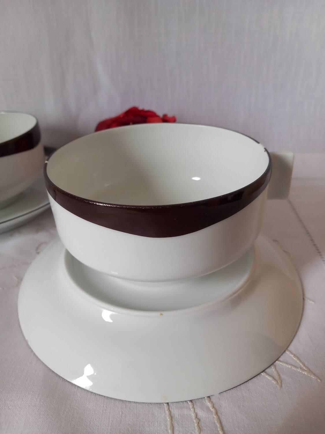 Lunch duo cups and saucers in Limoges porcelain by Lafarge.