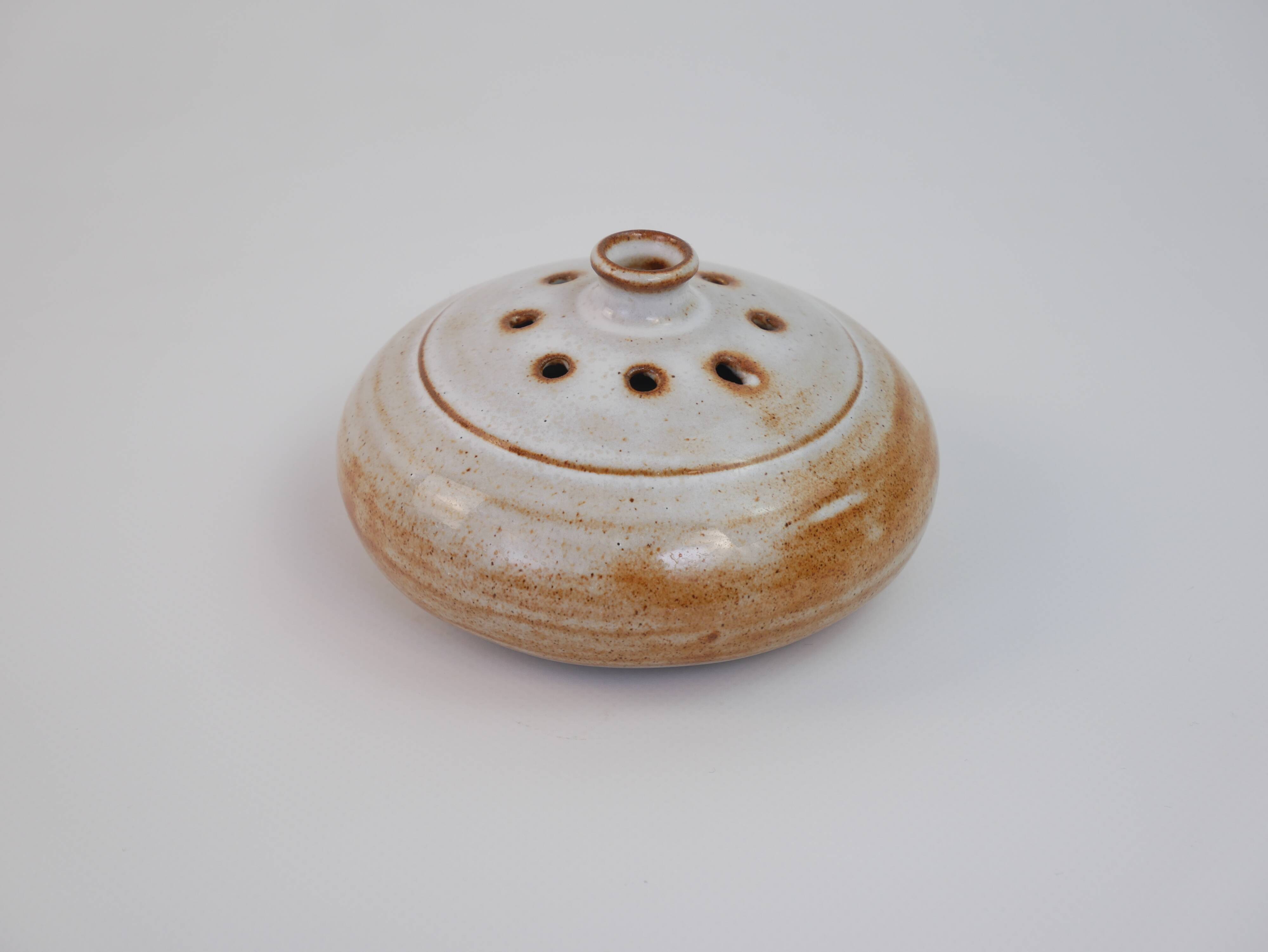 Small Vase Pique Flowers of Vallauris signed