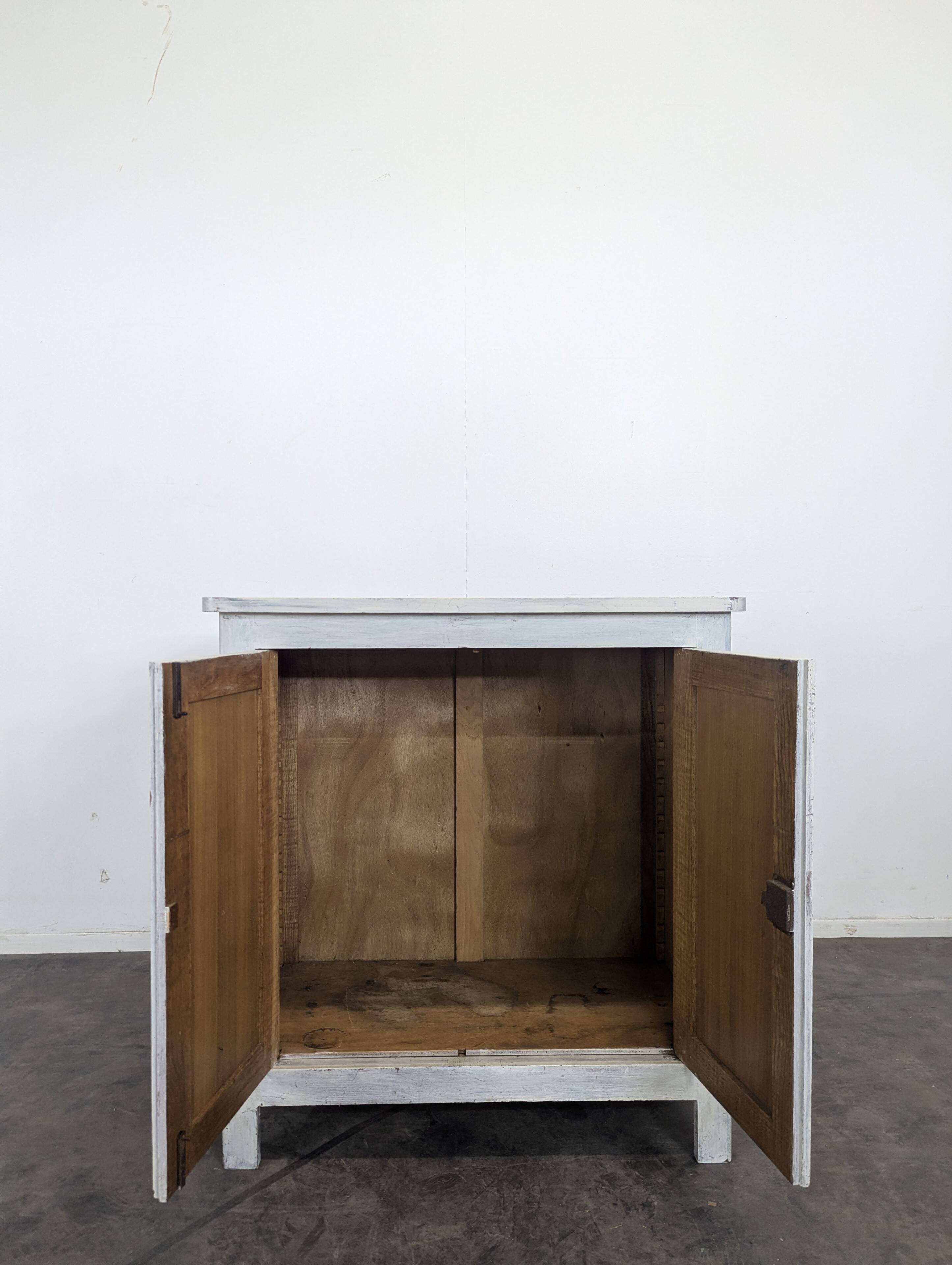 Small patinated buffet from the 1940s.
