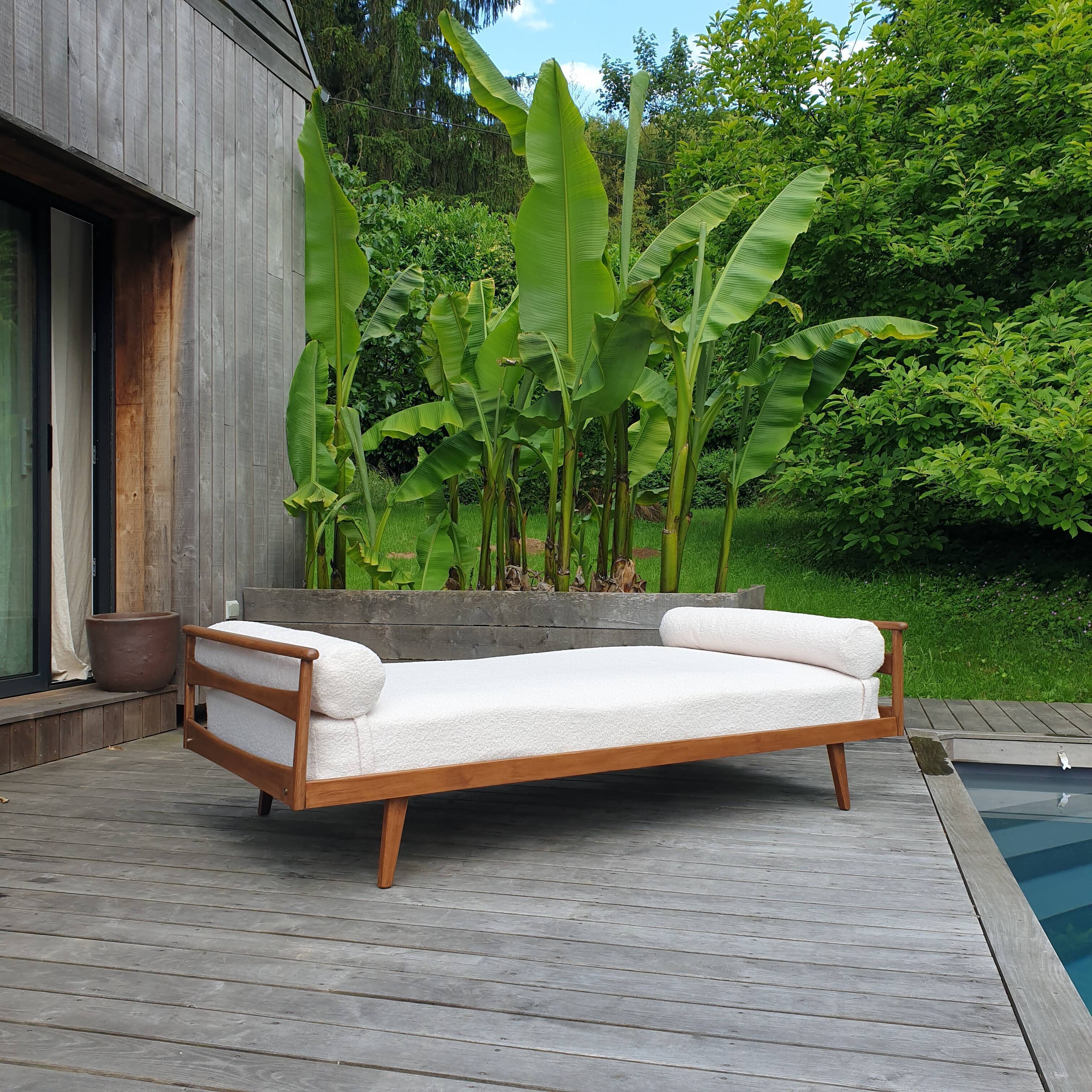 Vintage Scandinavian daybed sofa (bench) vintage 60s