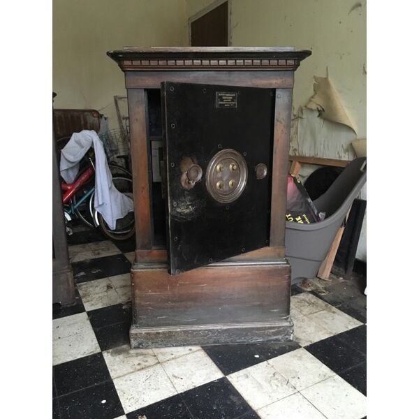 Ancien coffre fort Verstaen meuble industriel | Selency