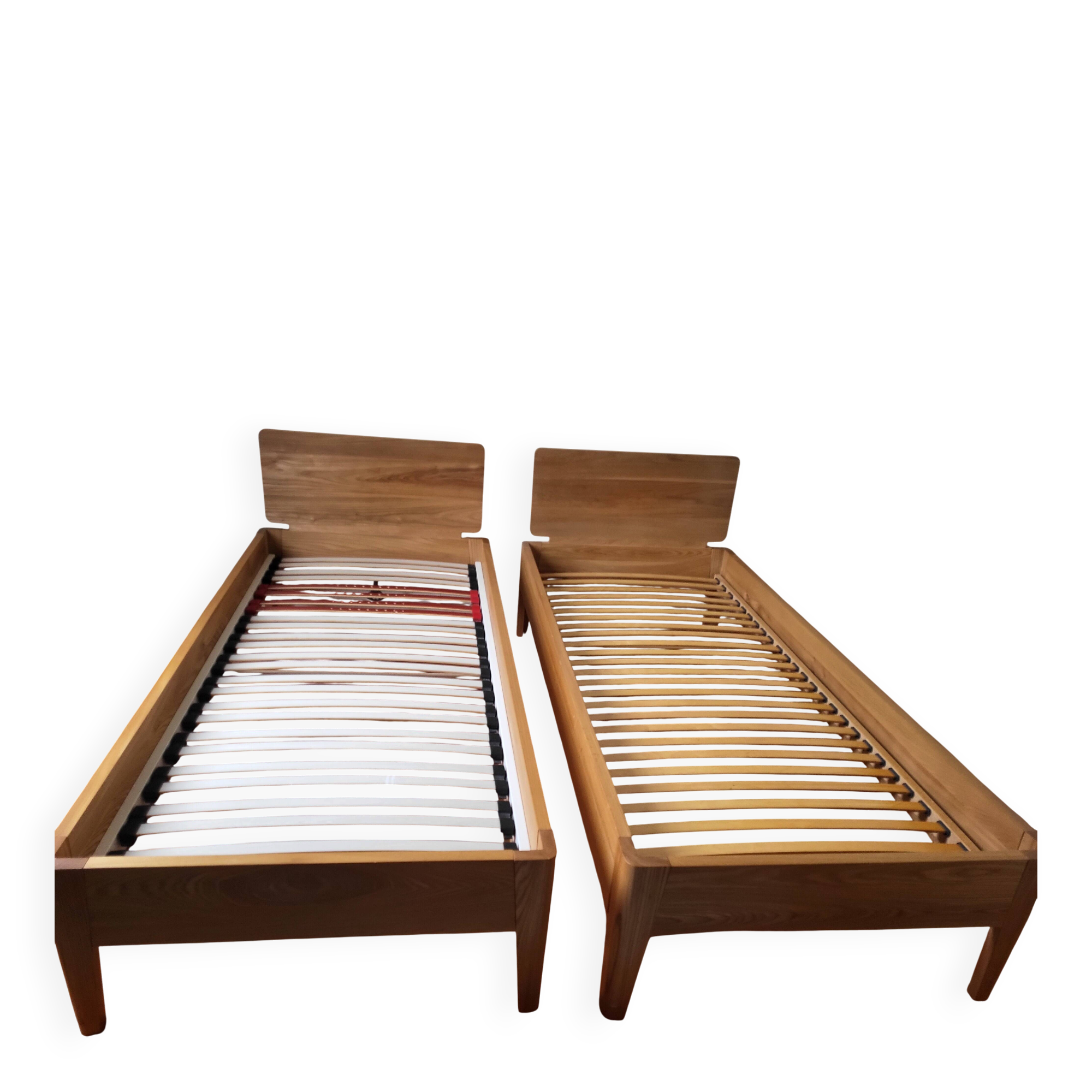 Lit simple en orme américain massif - Design contemporain épuré
