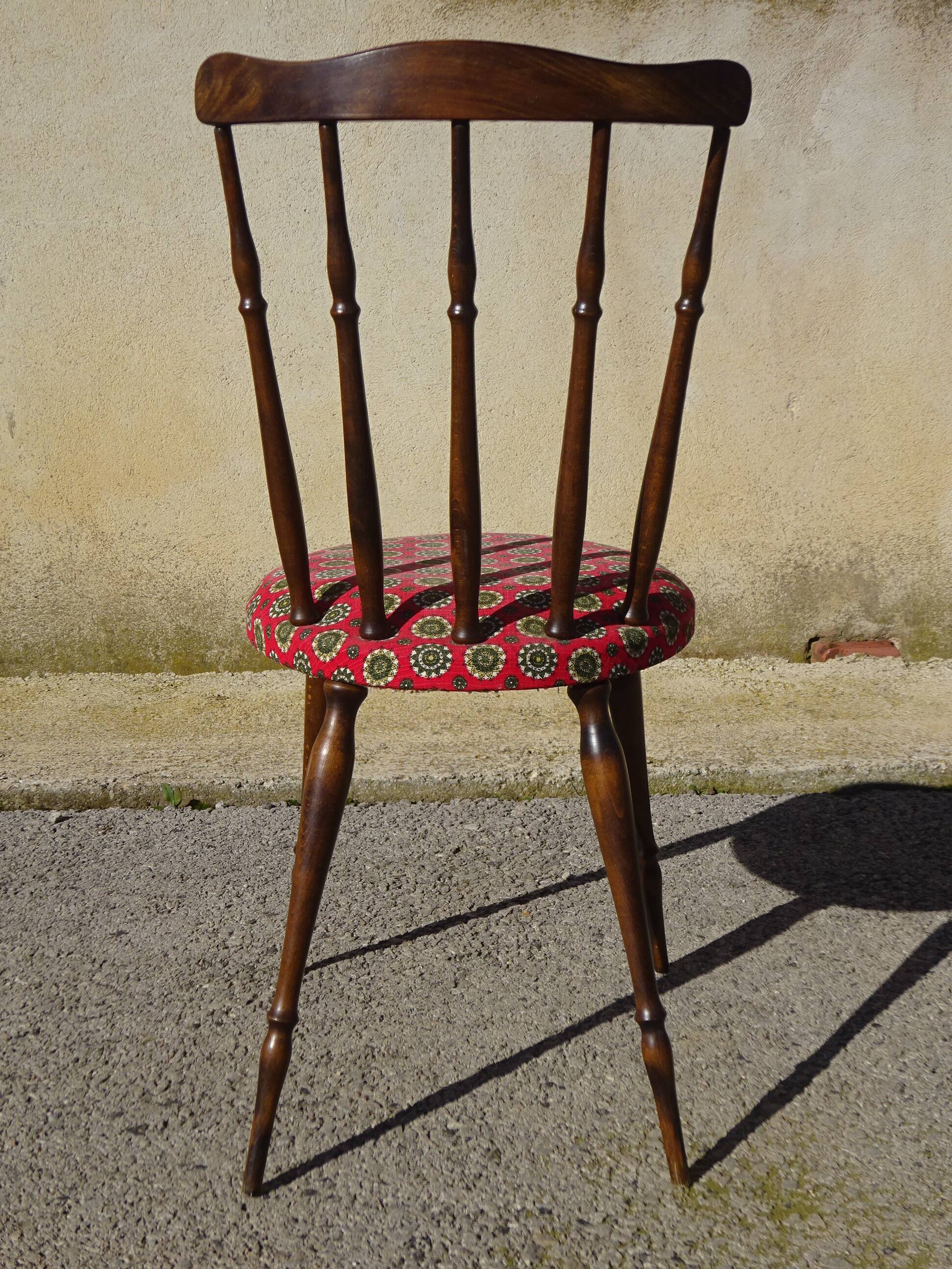 Vintage chairs, wooden, with splayed legs, both.