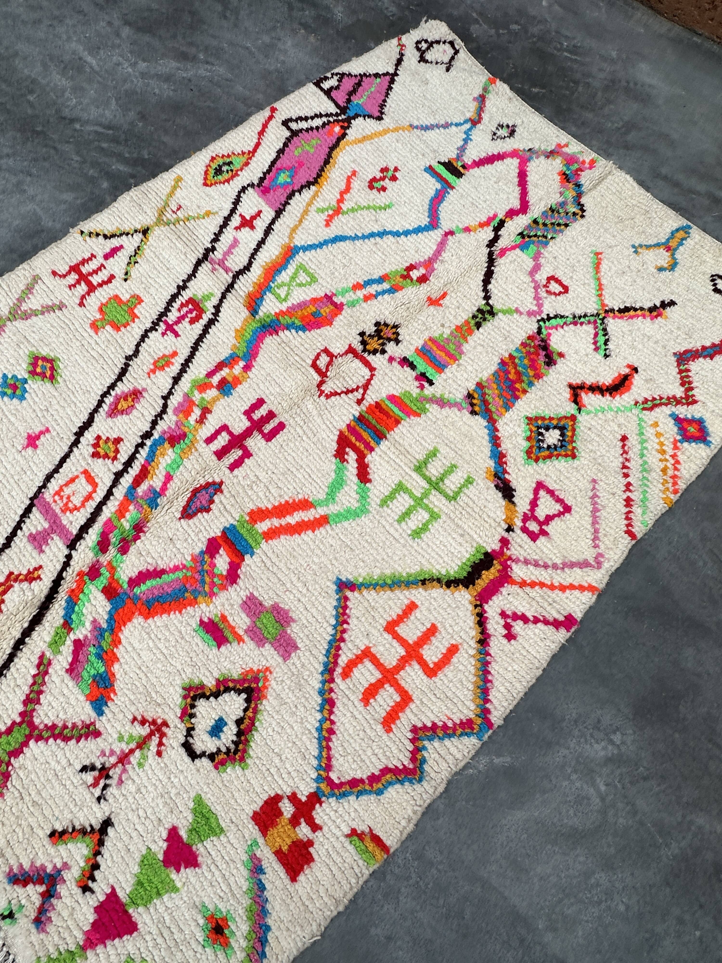 Colorful Moroccan rug - 147 x 215 cm