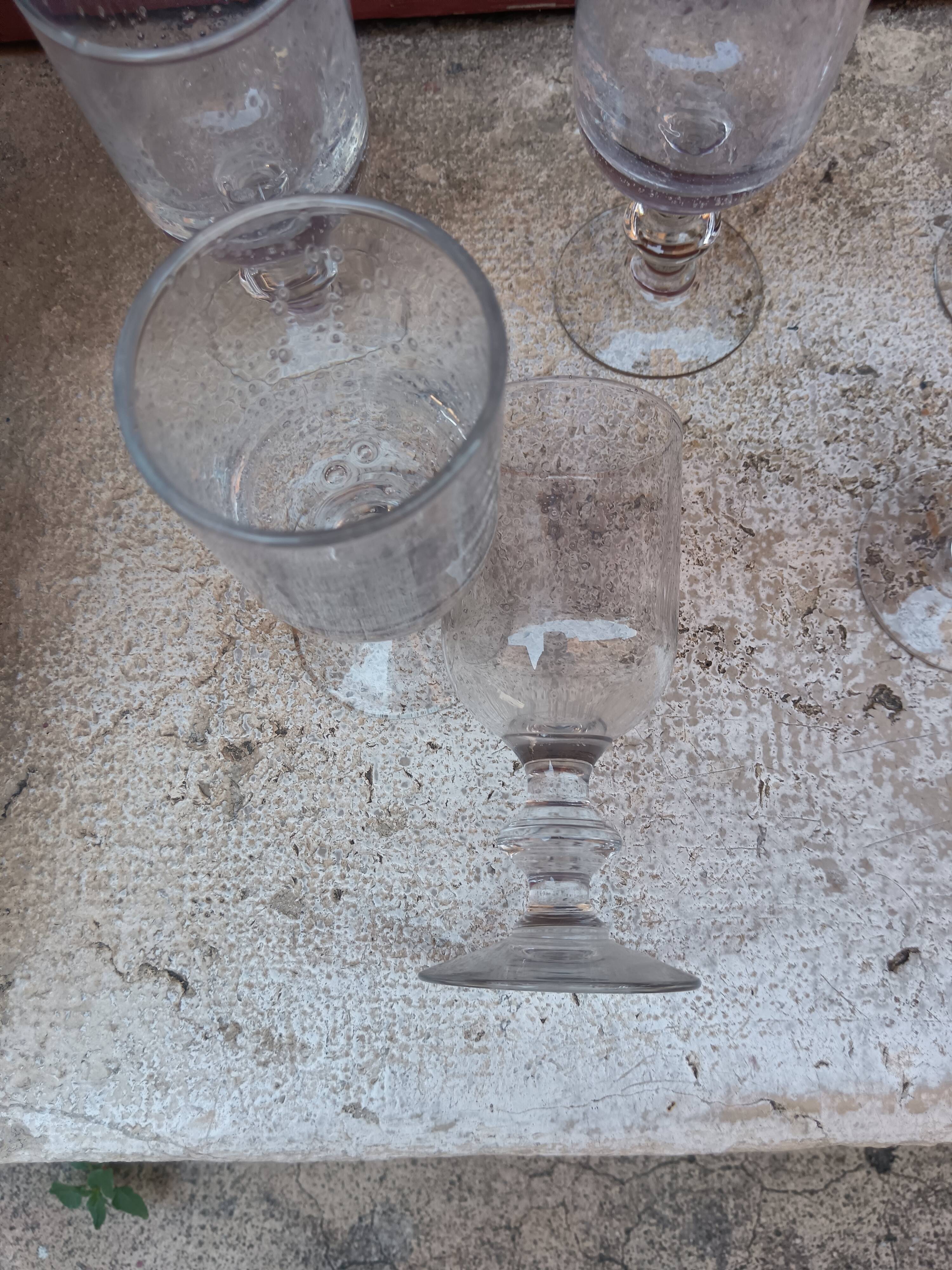 Set of 6 stemmed glasses in Biot style
