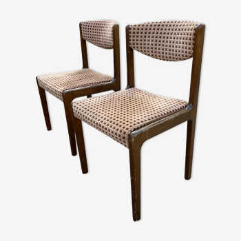 2 Scandinavian chairs