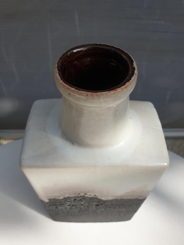 Vase Fat Lava Scheurich studio 281-30 effect craters from 1960