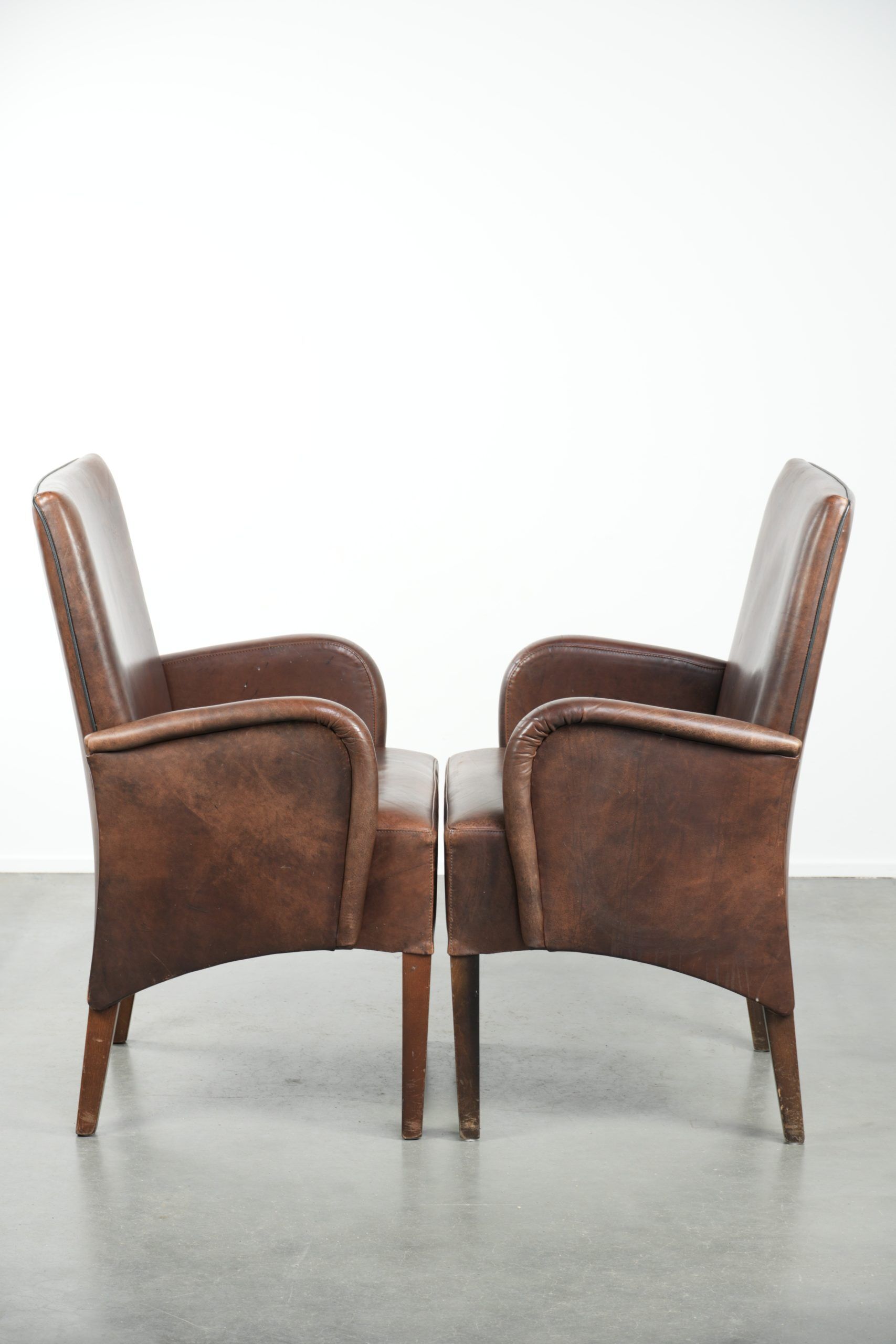 Set of 2 dining chairs / side chairs with armrests made of cowhide leather