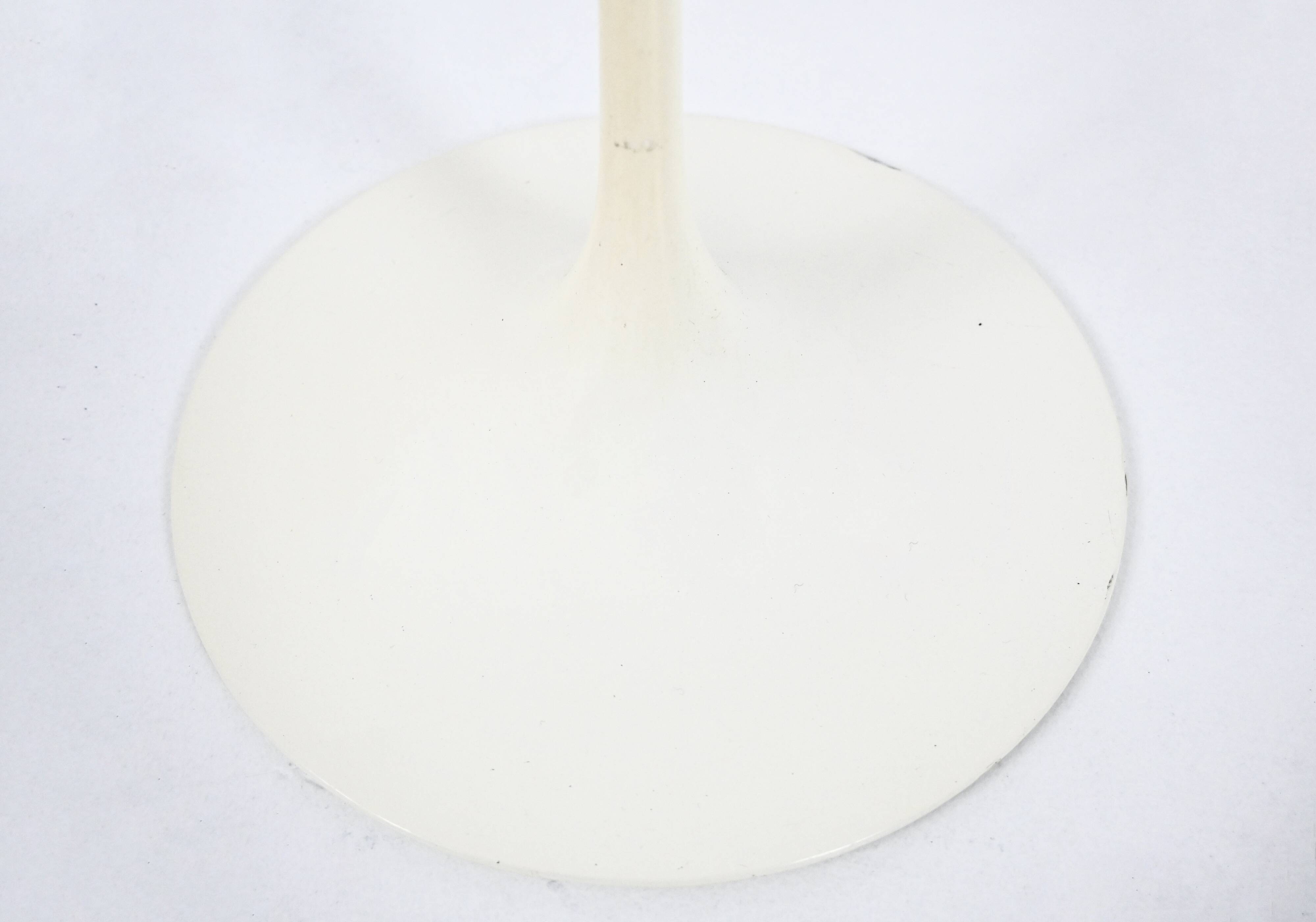 Oval side table by Eero Saarinen for Knoll International, 1960s