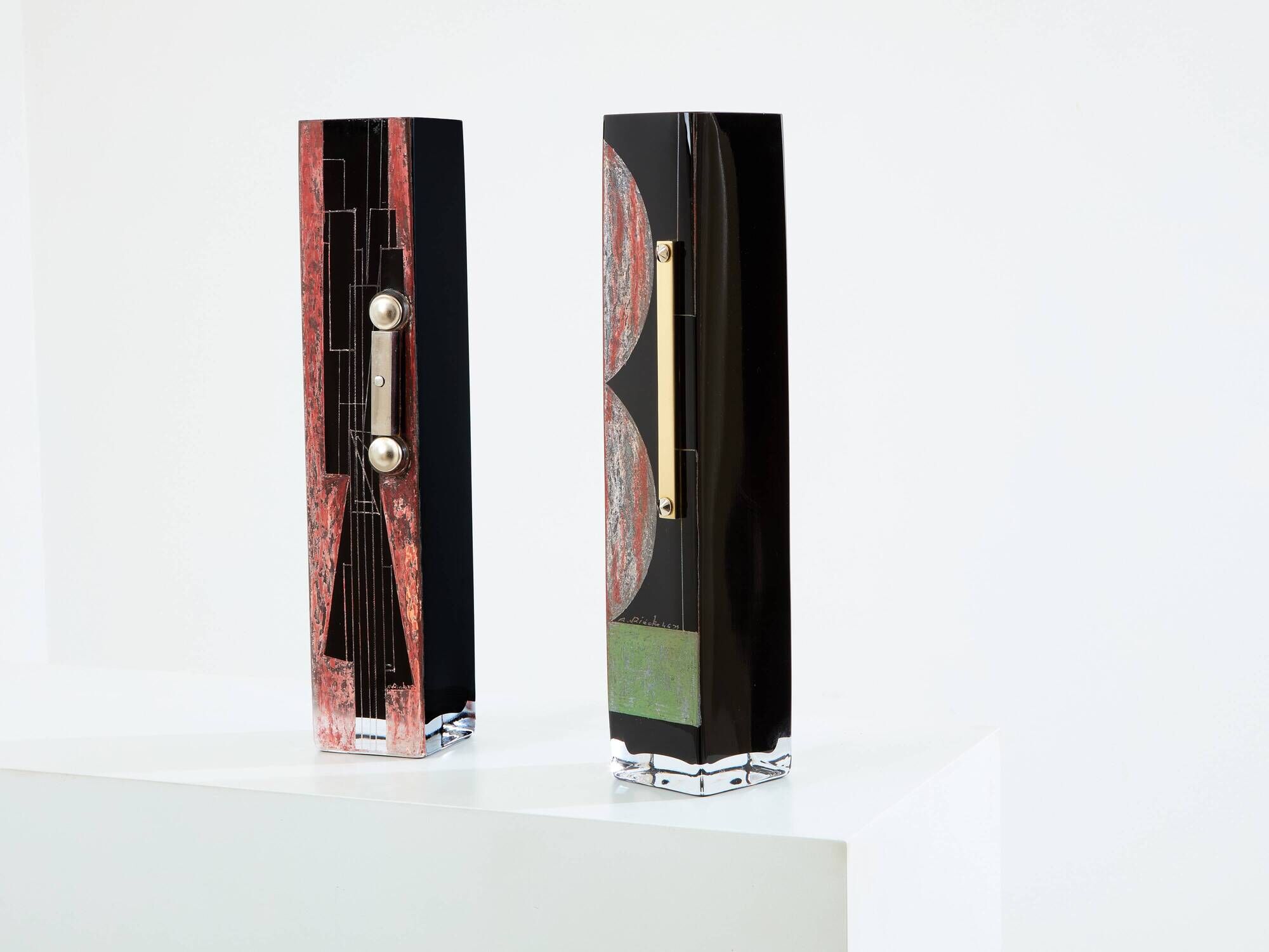 Large Art Deco vase in black and red opaline glass Anatole Riecke 1938