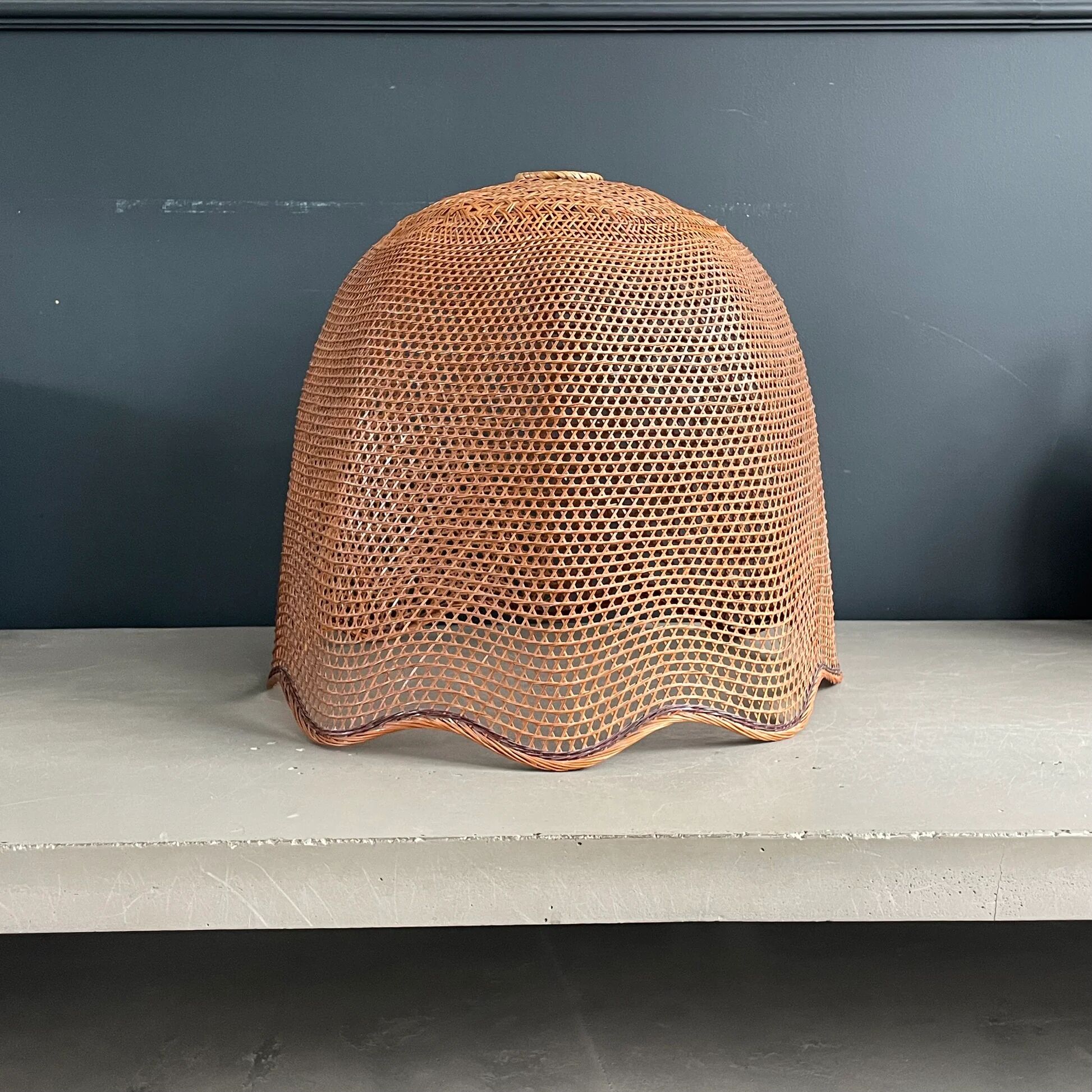 Woven rattan pendant lampshade