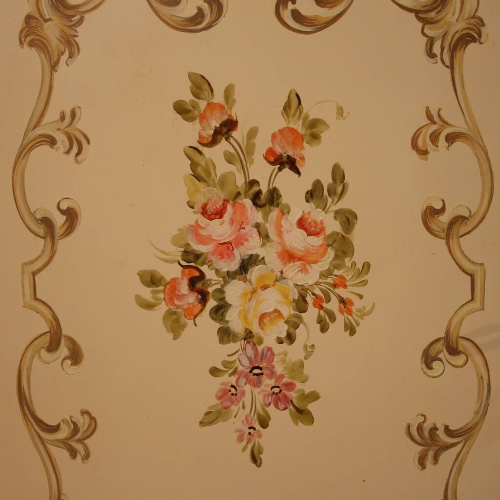 Corner cabinet in lacquered, gilded and painted wood from the 20th century