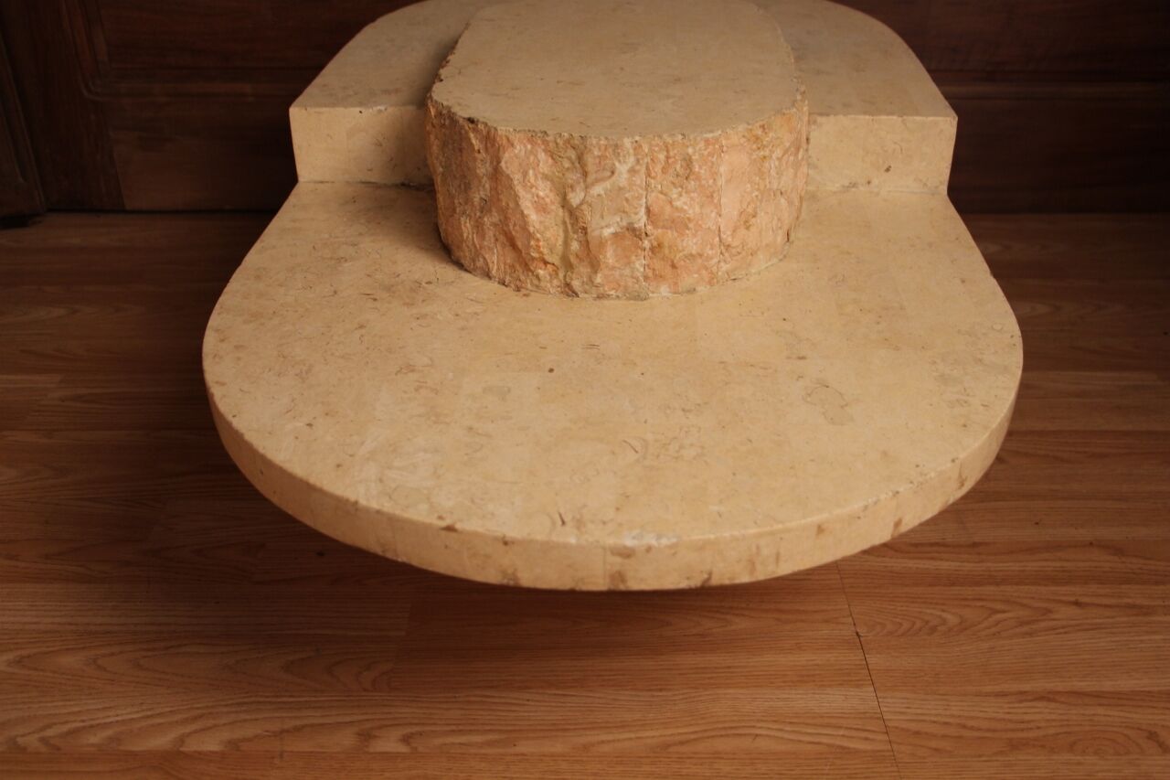 Table basse avec placage en travertin de maitland-smith, 1970s
