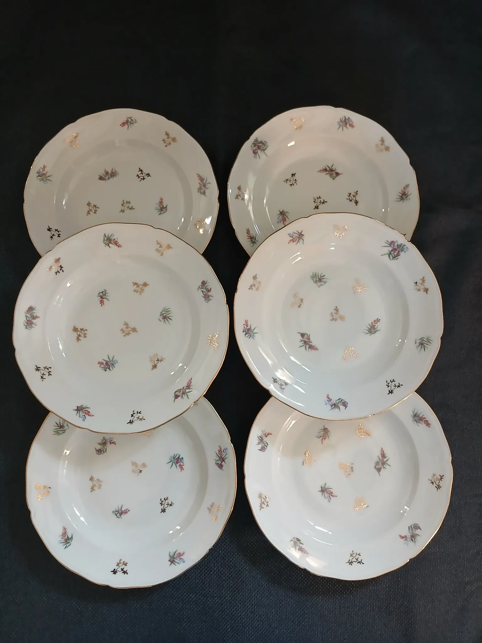 6 antique deep plates in porcelain