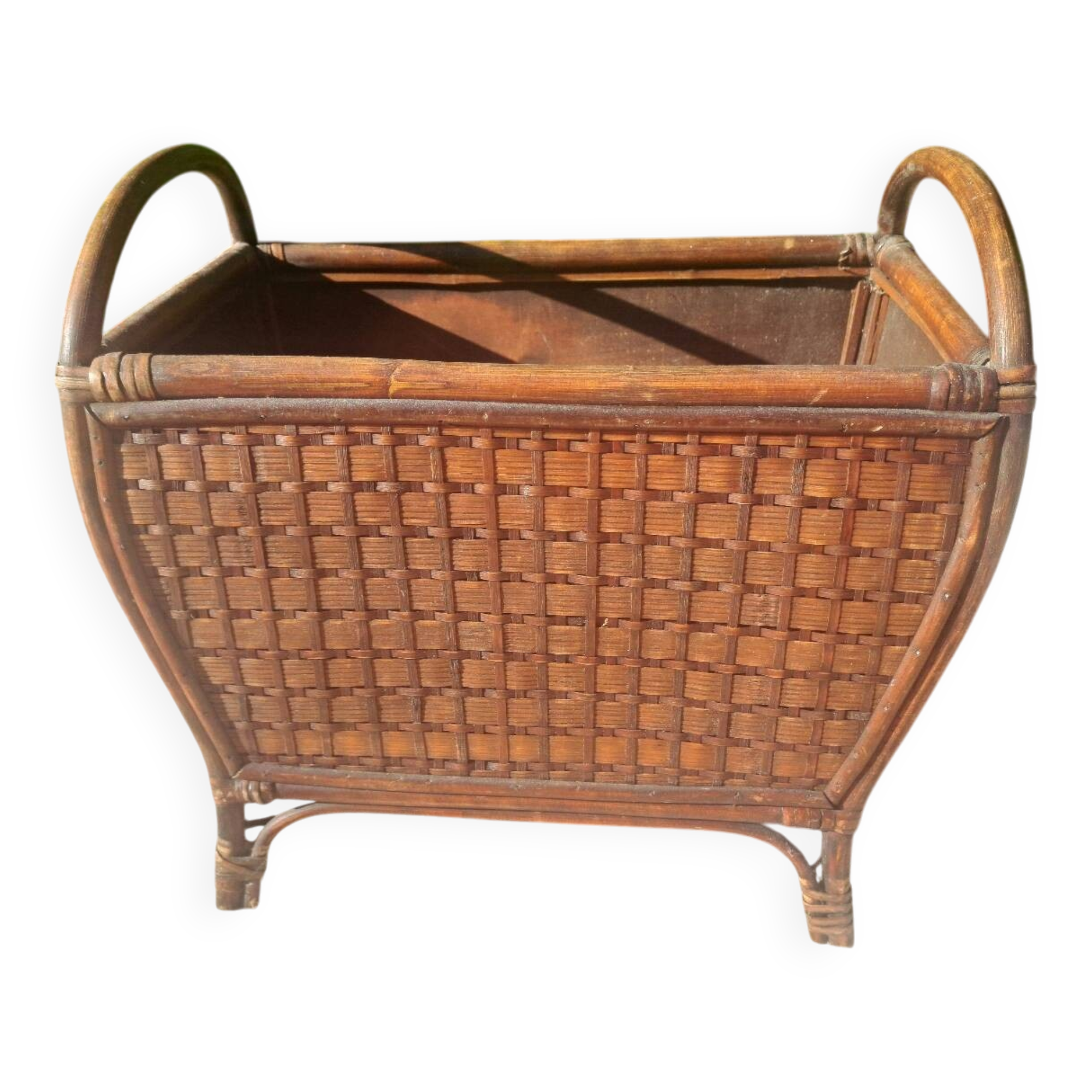 Rattan magazine rack