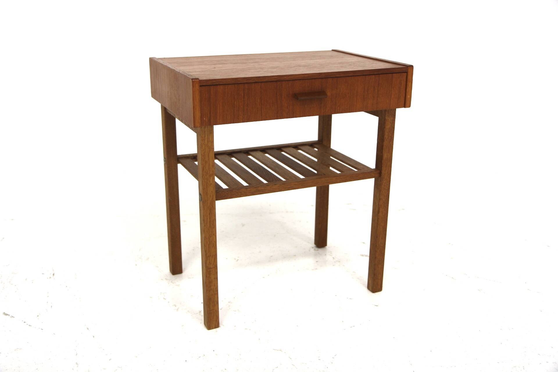 Table de chevet scandinave en teck, Suède, 1960