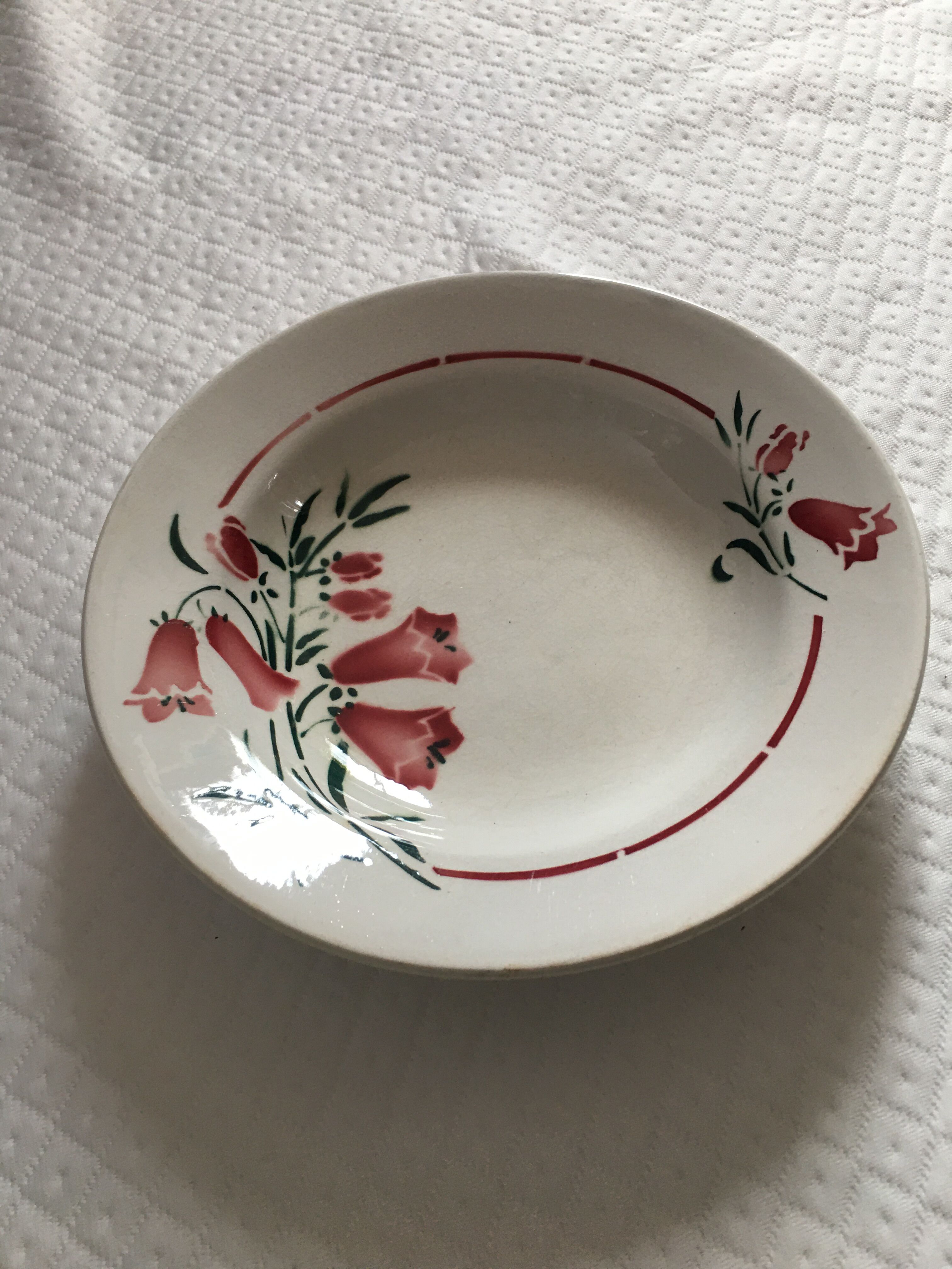 Assiette creuse marque St Amand