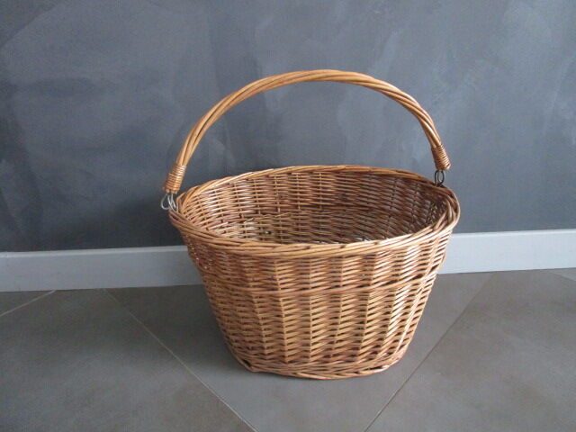 Wicker basket
