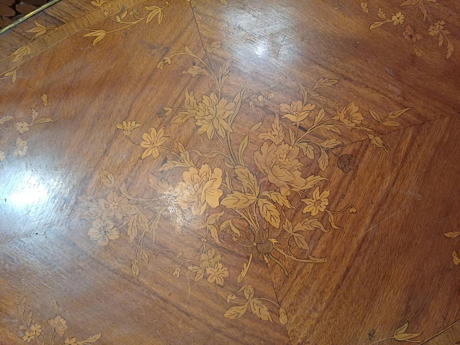 Table, drop-leaf desk "fully marquetry, Louis XV style, Period