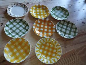 set of Sarreguemines Digoin plates