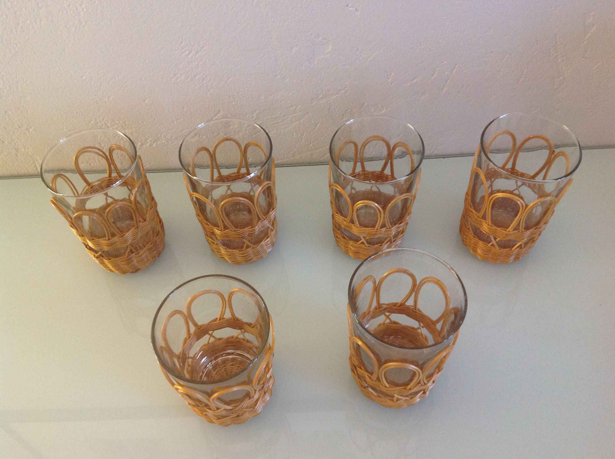 Ensemble de 6 anciens verres à eau