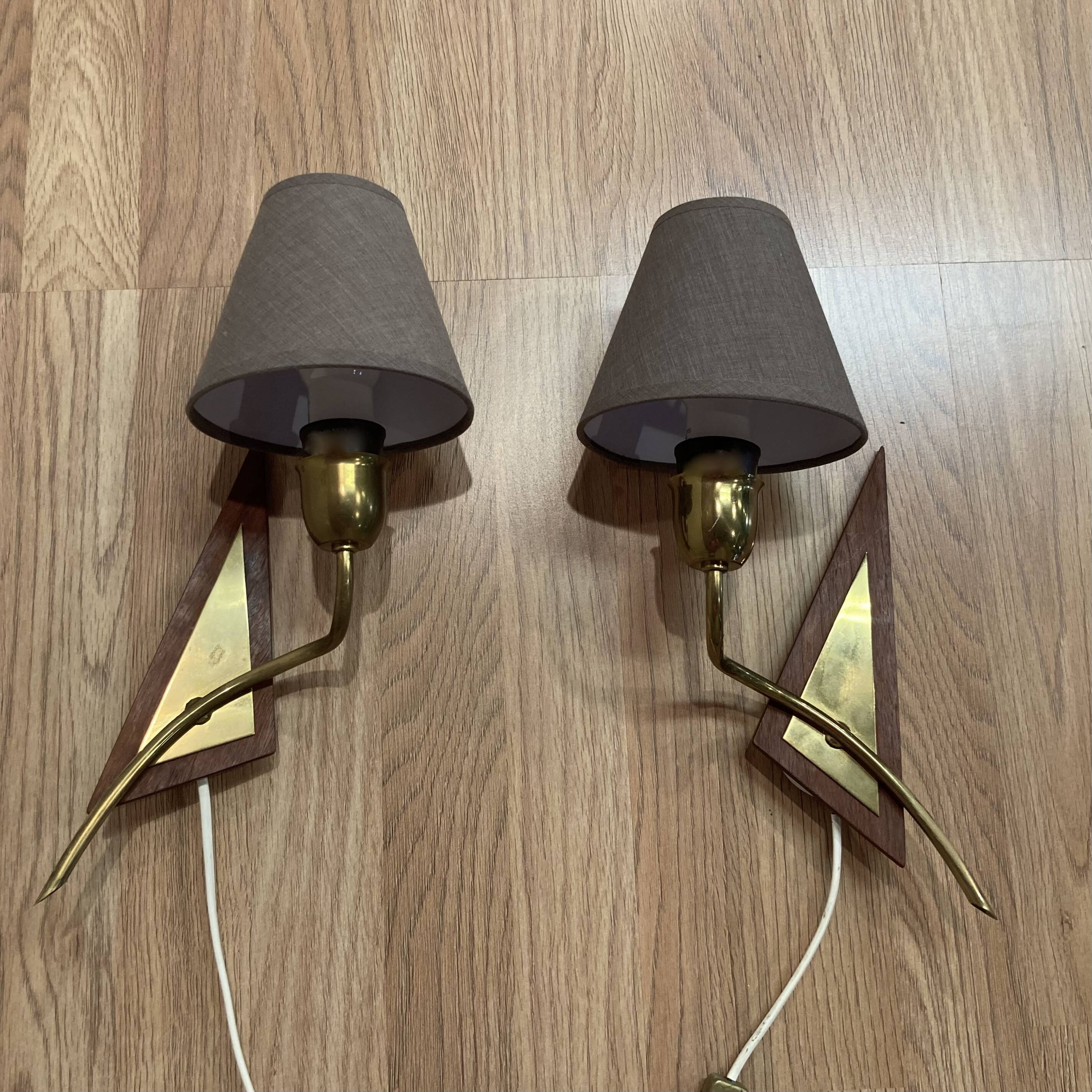 PAIR OF SCANDINAVIAN DESIGN WALL LIGHTS 1950.