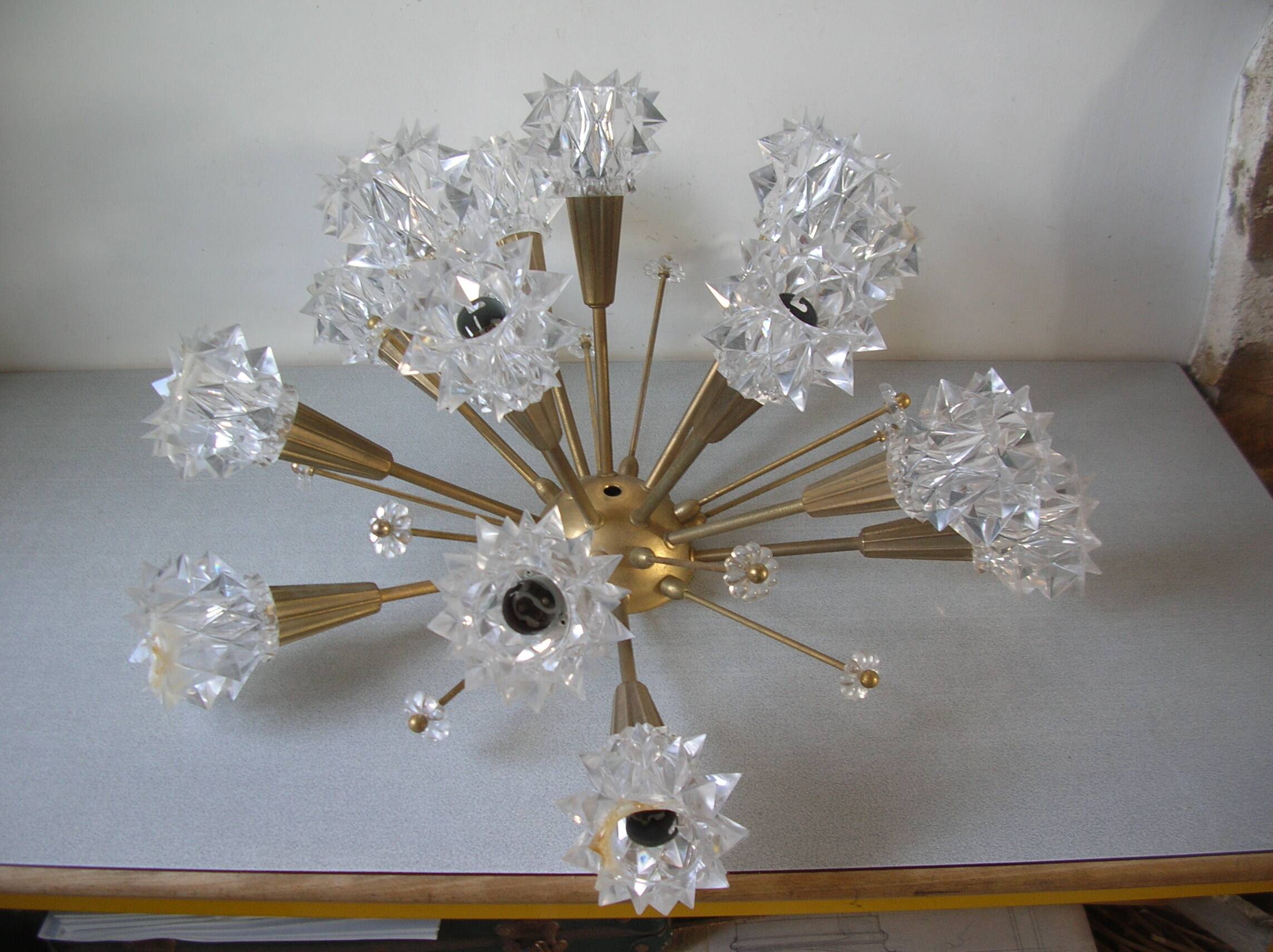 Old "sputnik" chandelier 15 lights plastic/resin diamond tip 60's design lighting