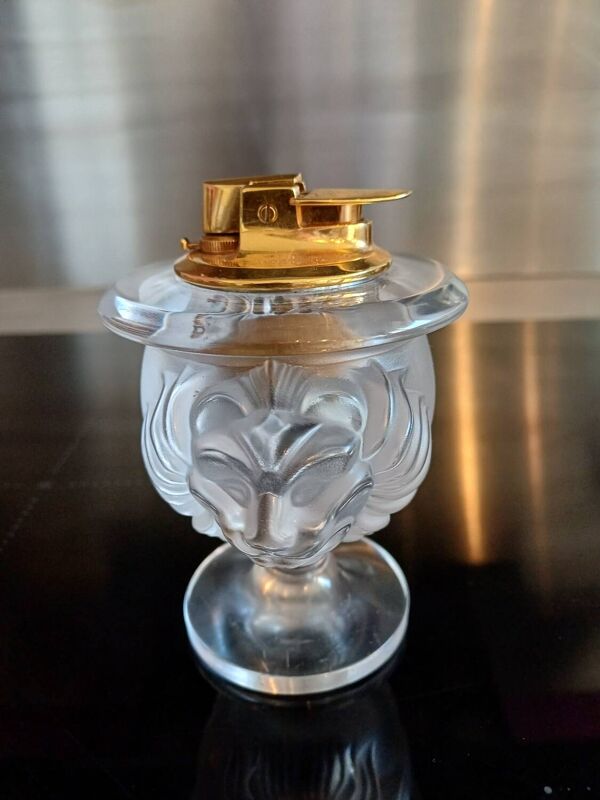 Briquet  lalique france