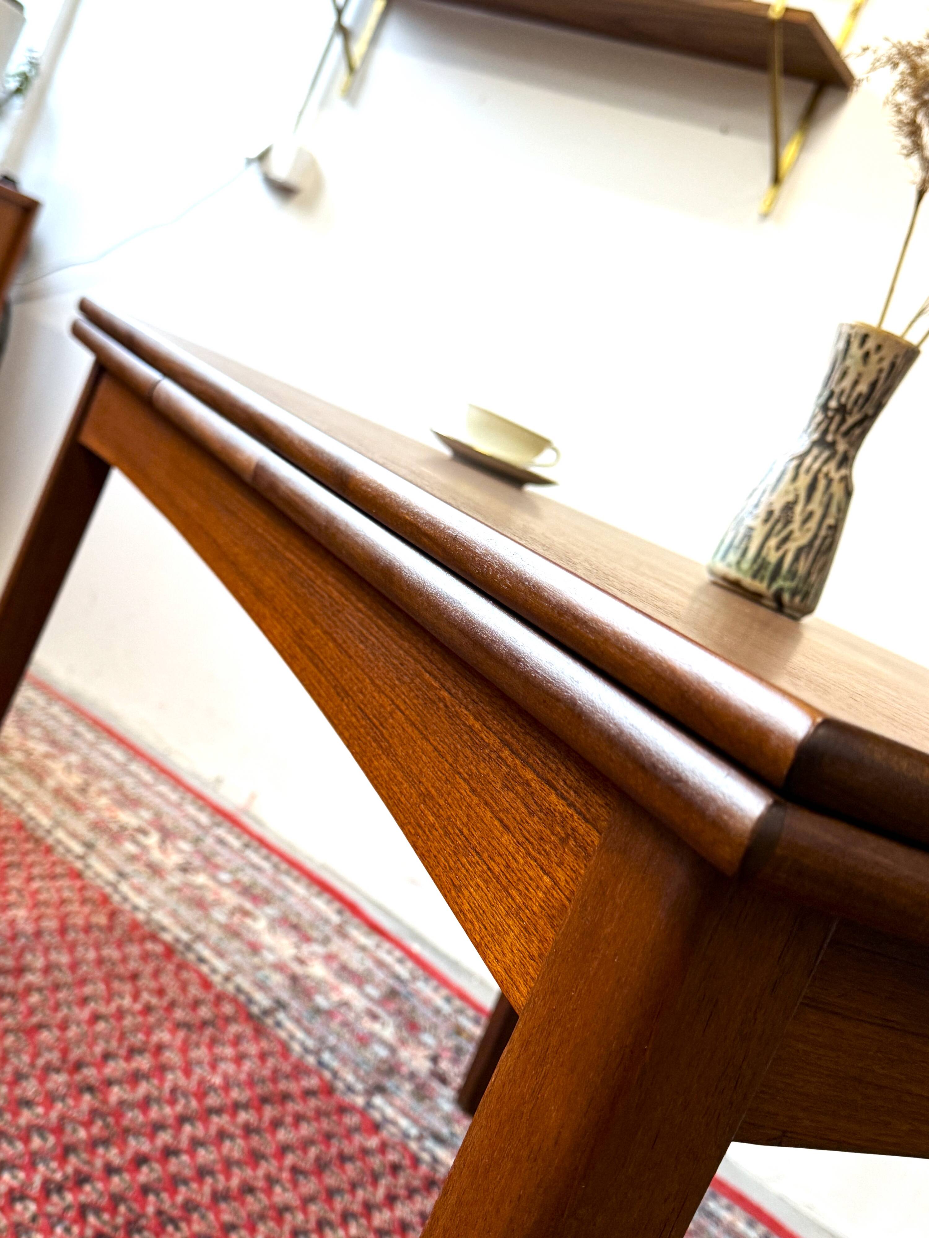 Extendable teak table, Denmark 60s/70s, vintage, mid 20th century