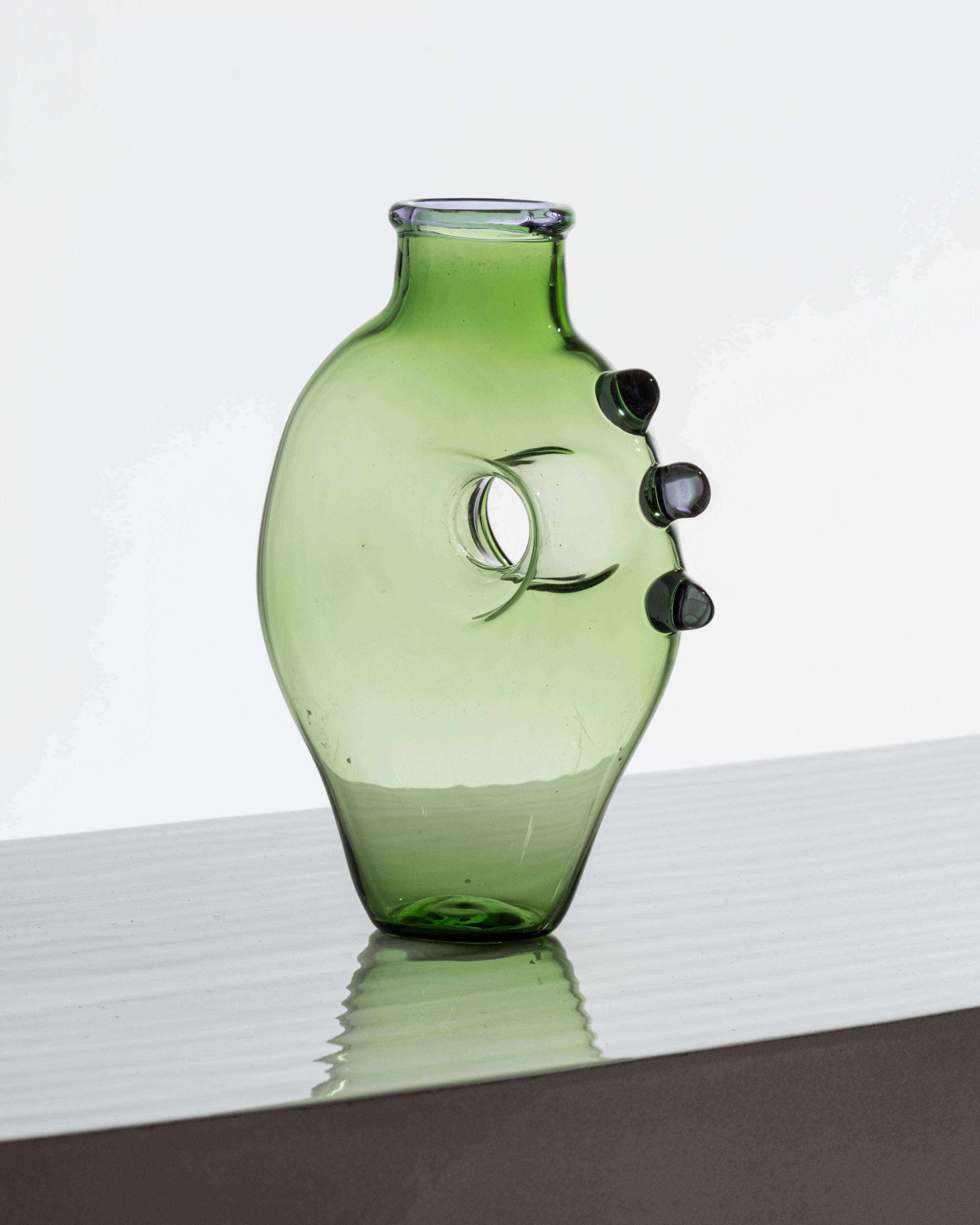 Vase heart en verre soufflé