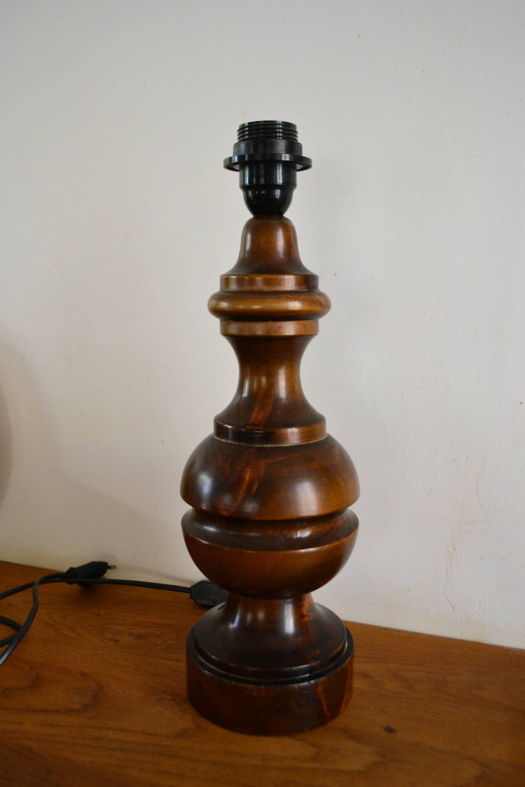 Vintage 60s turned wooden lamp