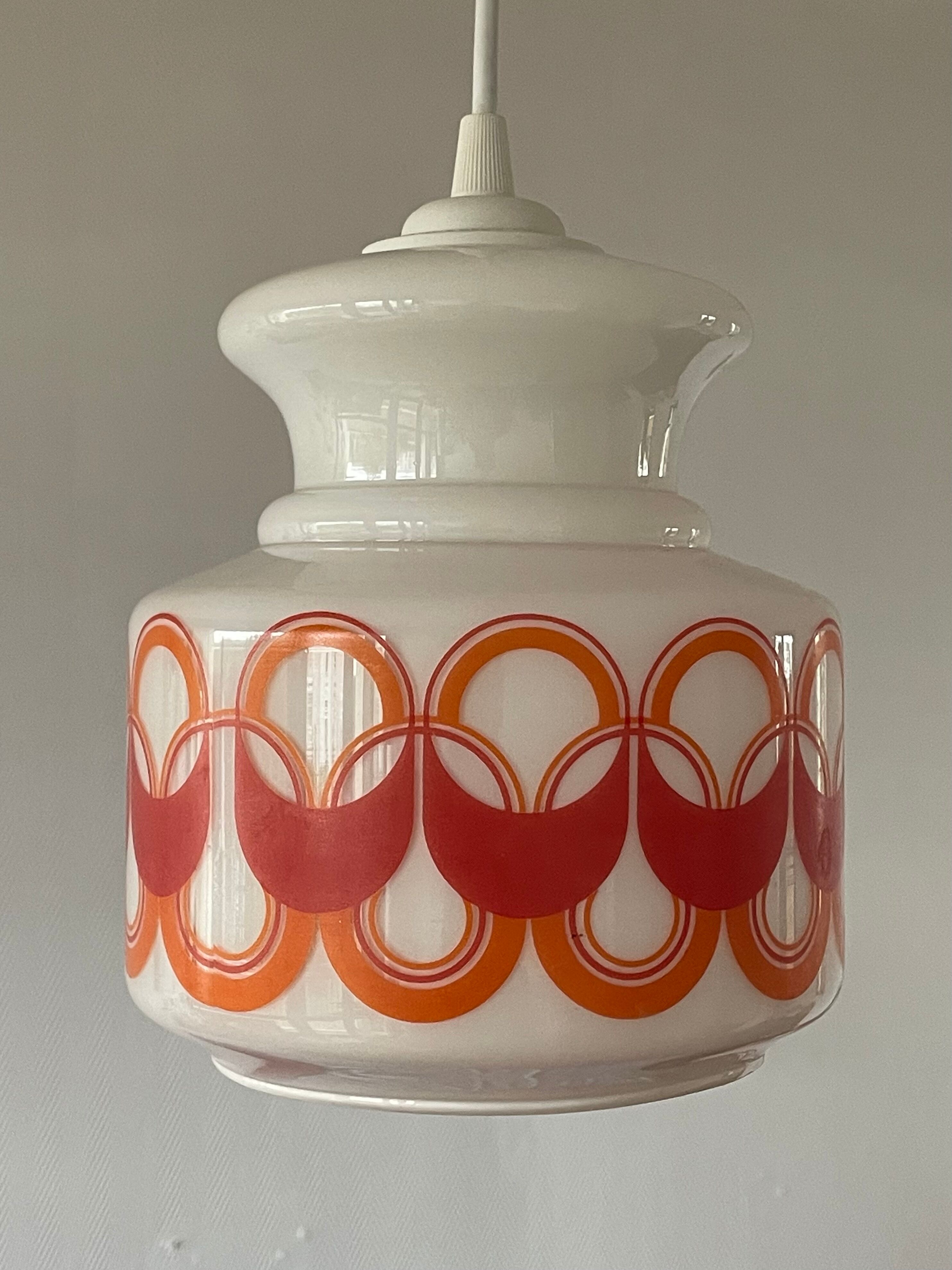 Vintage pattern glass pendant lamp