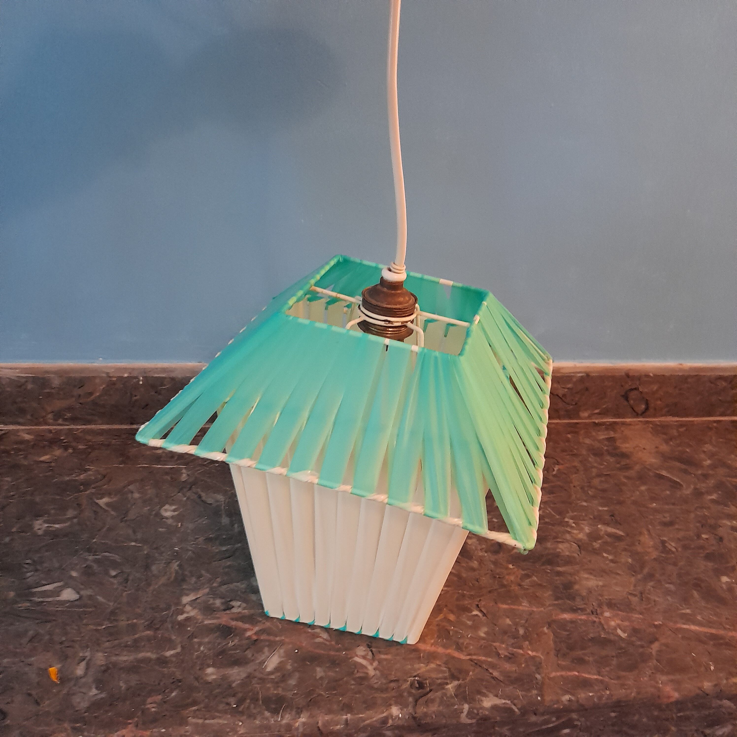 Vintage hanging lamp