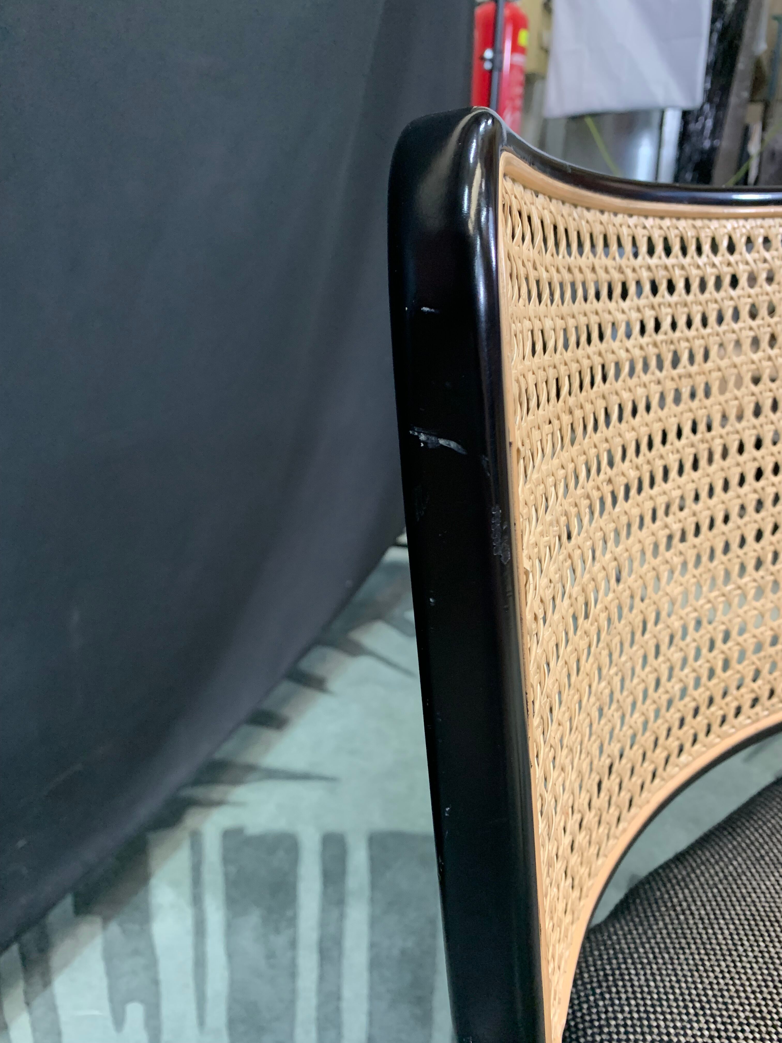 Chaise cannage bois noir caviar