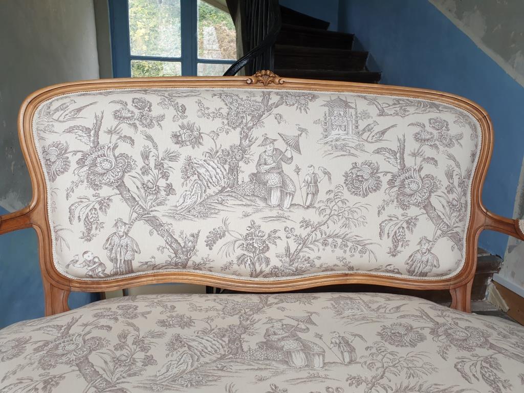 Louis XV style convertible sofa toile de Jouy Chinoiseries