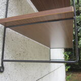 Shelf wall metal metal and wood type string
