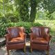 Chaises longues en cuir, design danois. Style urbain moderne.