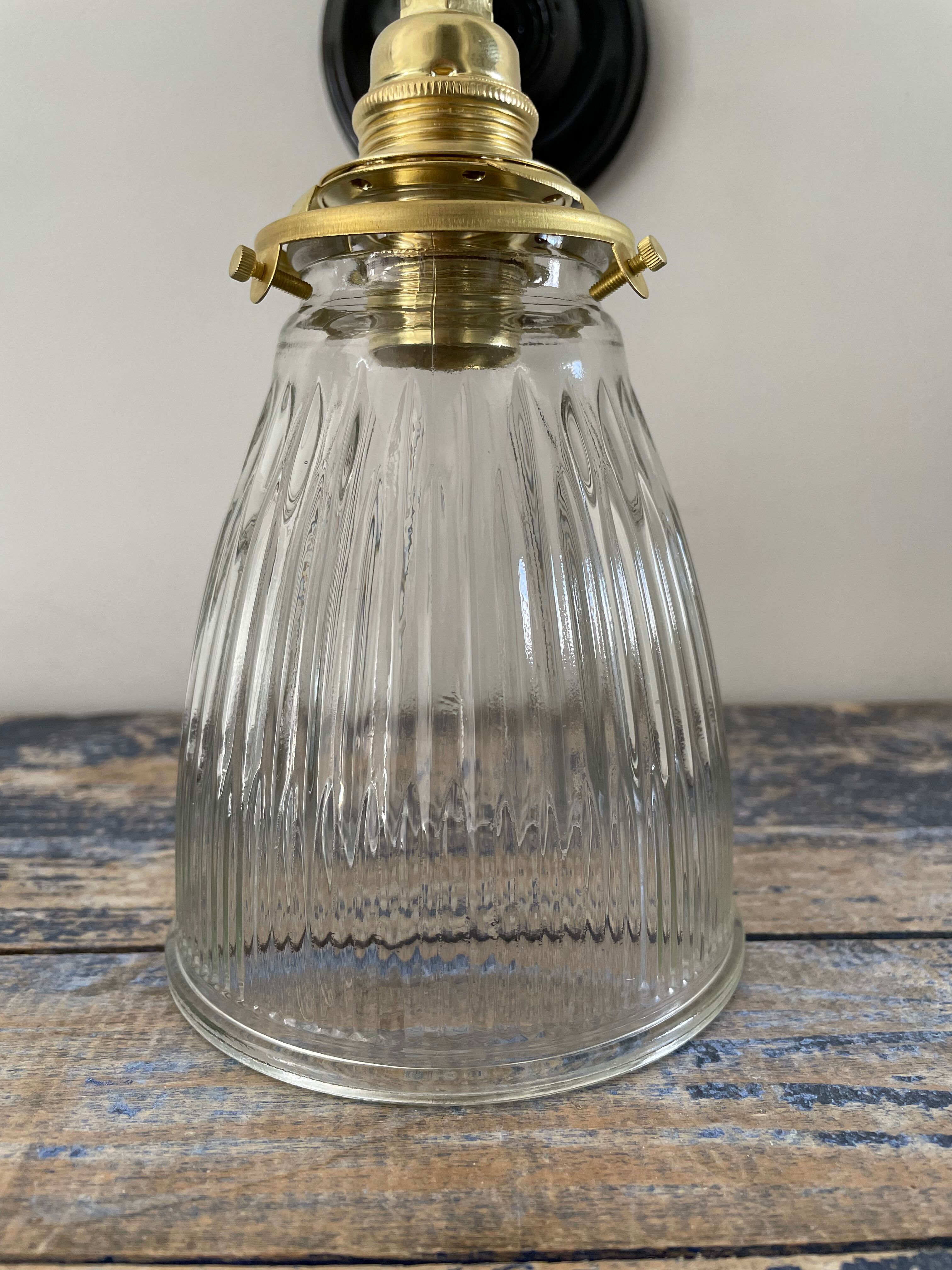 Wall lamp in brass glass and ceramic