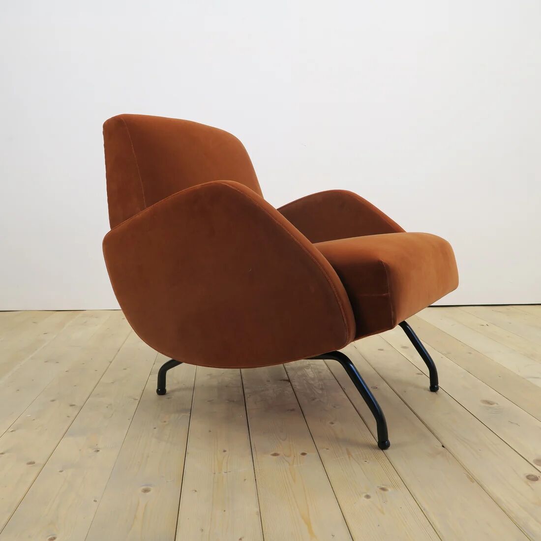 Fauteuil en velours Janusz Rozanski, années 1950