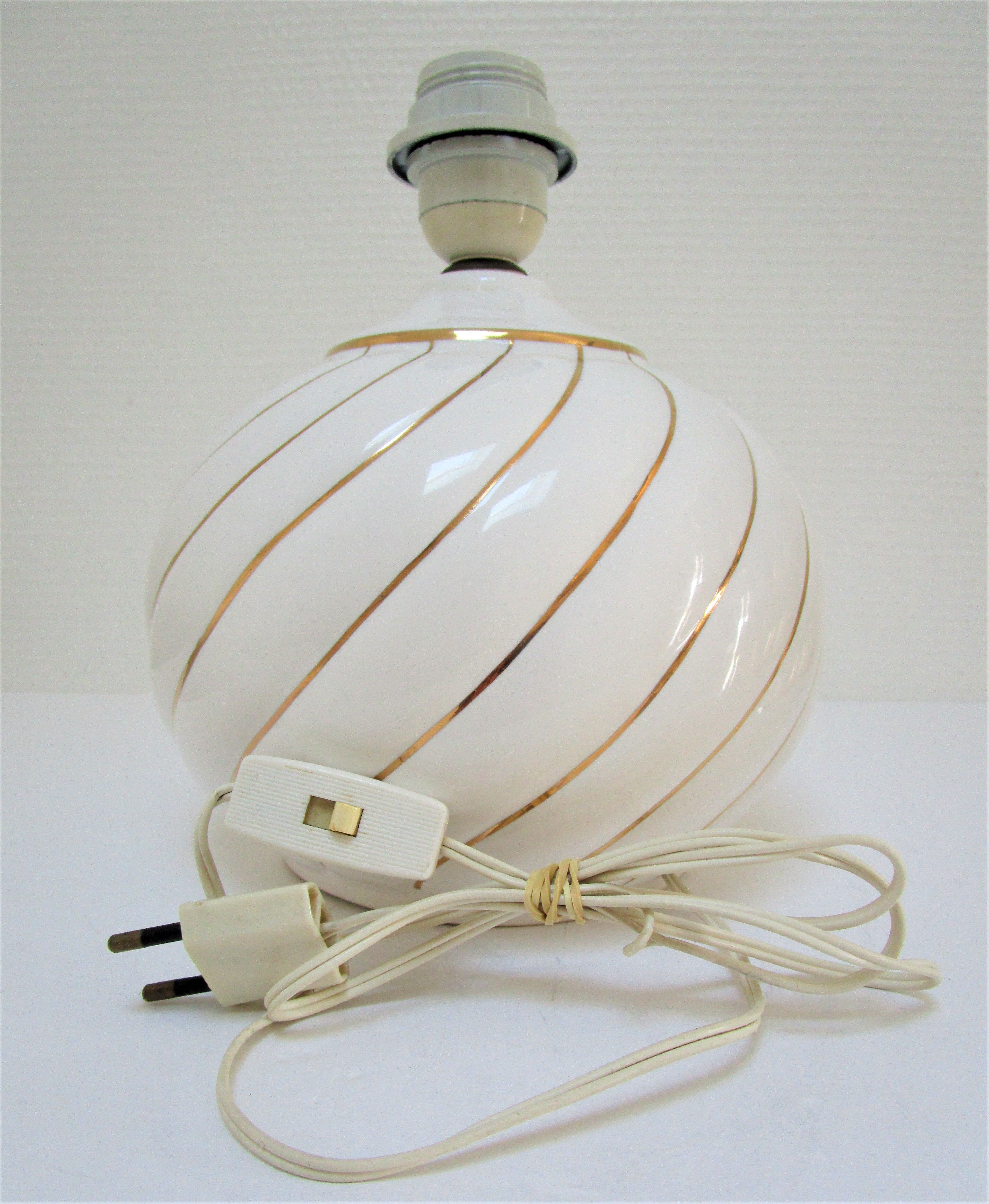 Ceramic lamp foot white and gold Italian design 80s