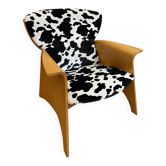 Fauteuil design Federico Giner motif peau de vache