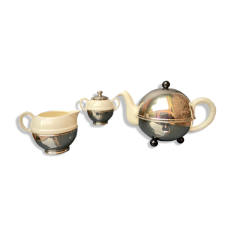 Spherical and vintage tea set
