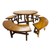 Ensemble brutaliste table ronde 113cm et ses 4 tabourets arrondis 1960