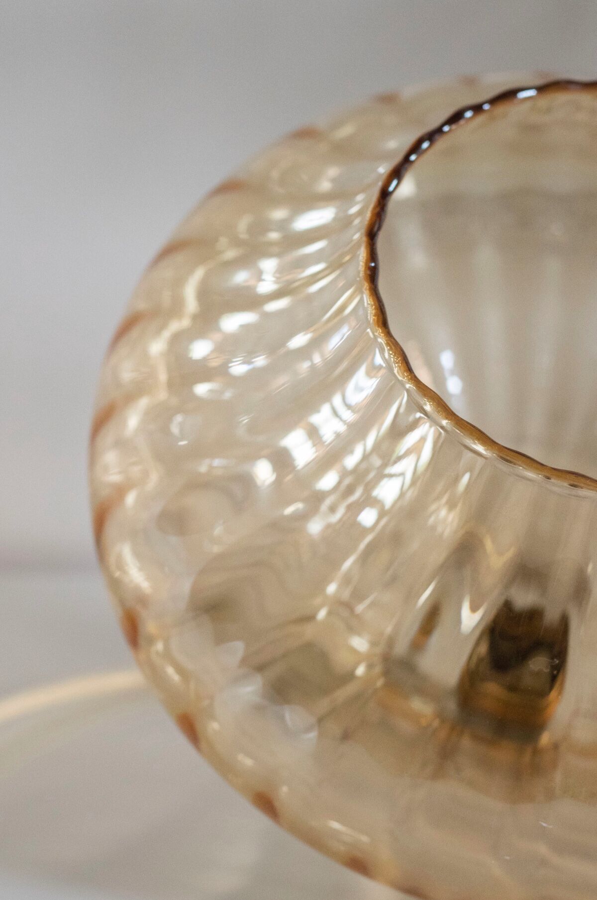 Vintage suspension in smoked glass