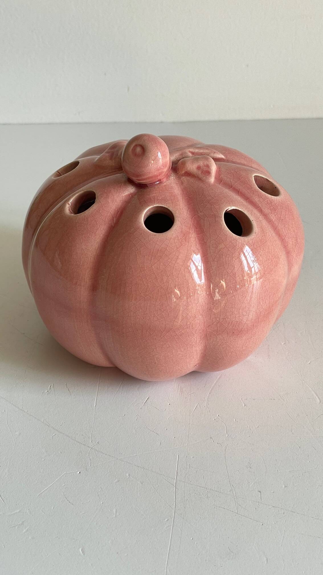 Vase, pique-fleurs vintage en céramique
