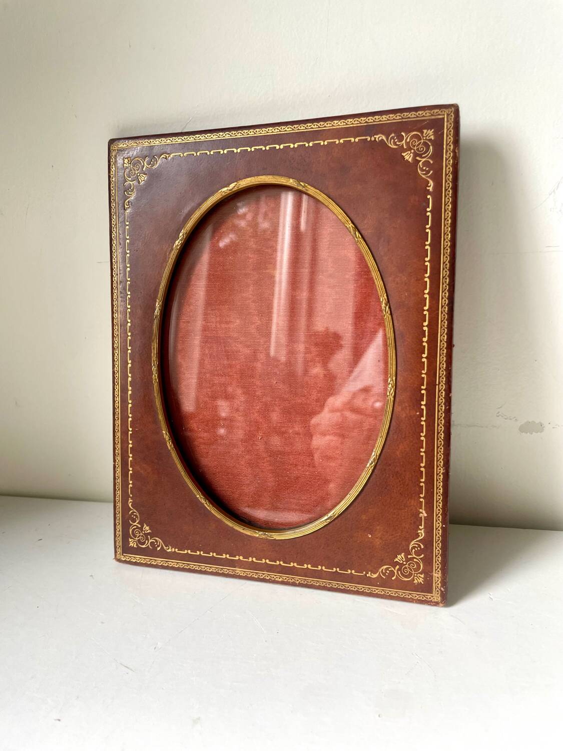 Antique leather with gilding frame measurements 18 cm x 14 cm