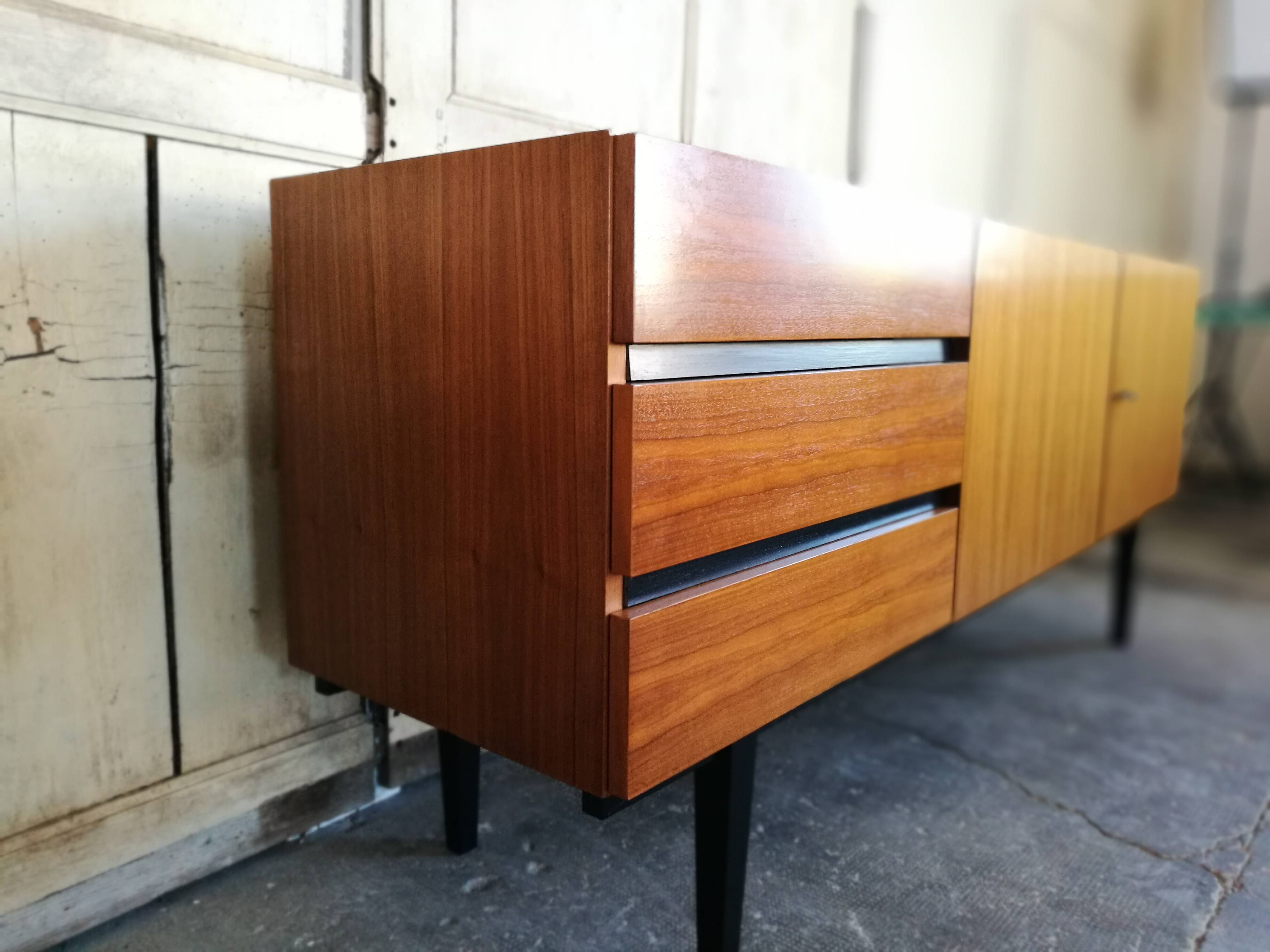 Vintage strings from the 60s