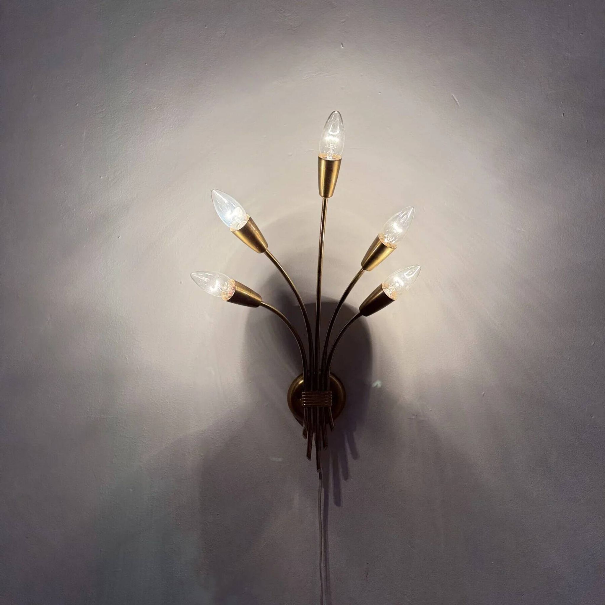 Mid-century brass wall light sconce, 1950s